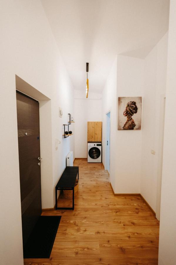 דירות סוסאבה Modern Loft One מראה חיצוני תמונה